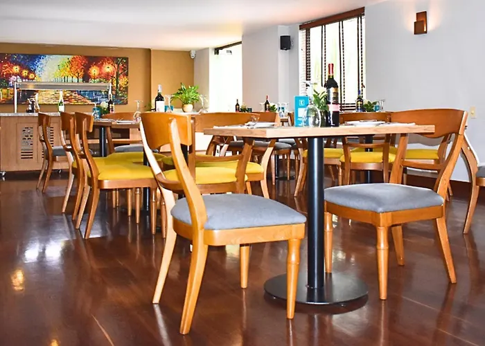 Hotel Estelar Suites Jones